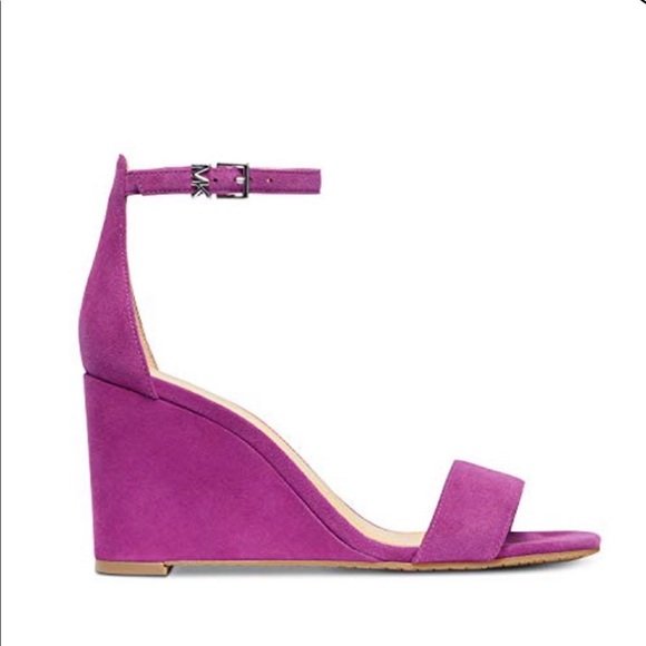 Michael Michael Kors Fiona Wedge Sandals Size 7