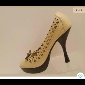 Michael Kors Womens Peep Toe Beige Leather Pumps