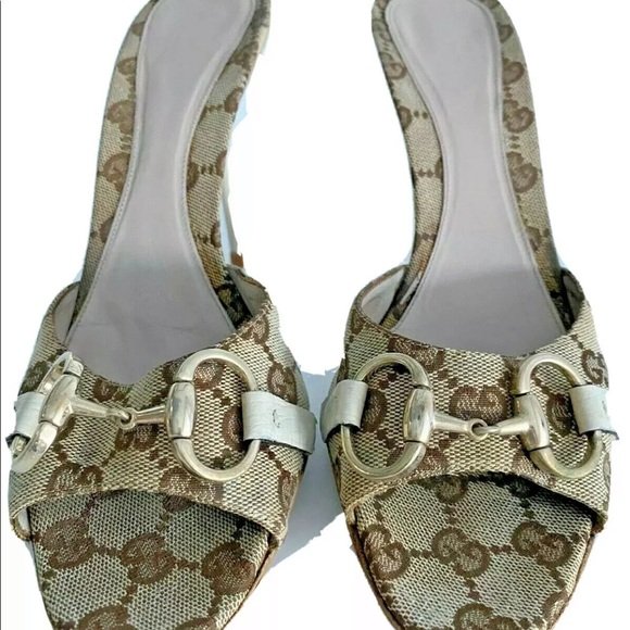 Authentic Gucci Canvas Sandals Size 9.0 - Image 4