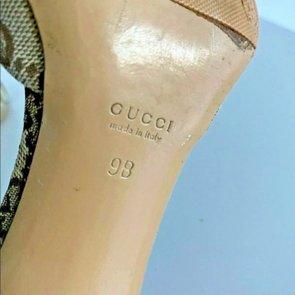 Authentic Gucci Canvas Sandals Size 9.0 - Image 9