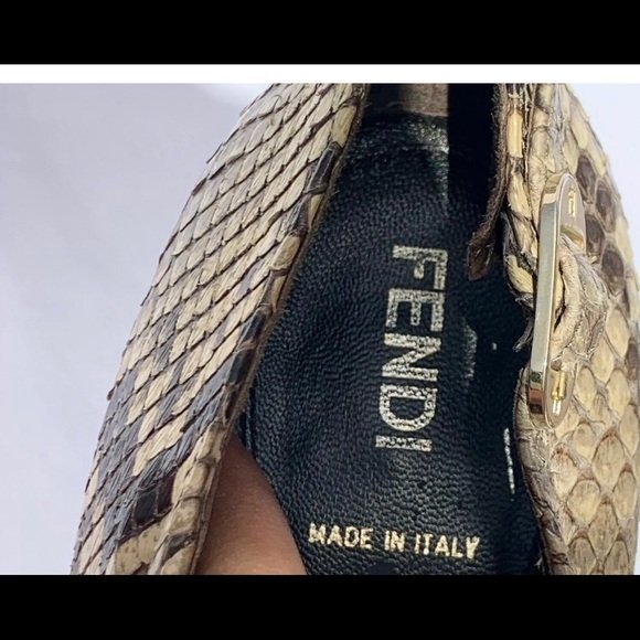 Fendi Heels Platform Pumps Crocodile Leather Sz9 - Image 2