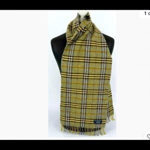 Burberry Vintage Check Green 100% Lambs wool scarf