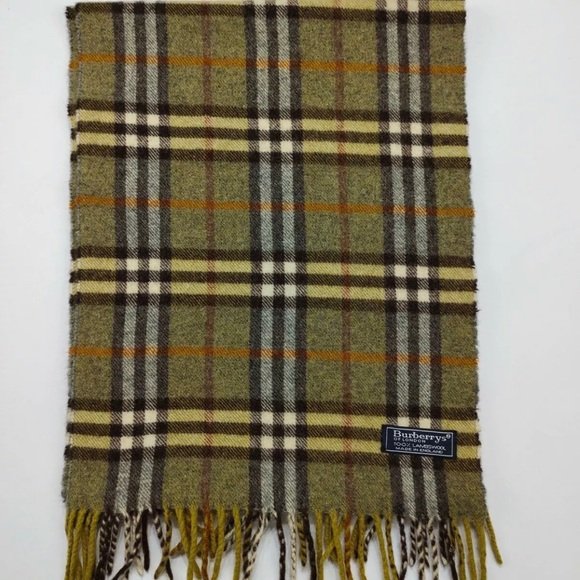 Burberry Vintage Check Green 100% Lambs wool scarf - Image 3