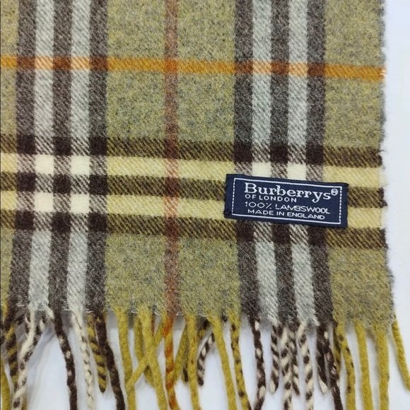 Burberry Vintage Check Green 100% Lambs wool scarf - Image 4