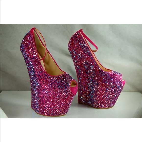 GIUSEPPE ZANOTTI HOT PINK SWAROVSKI CRYSTAL - Image 3