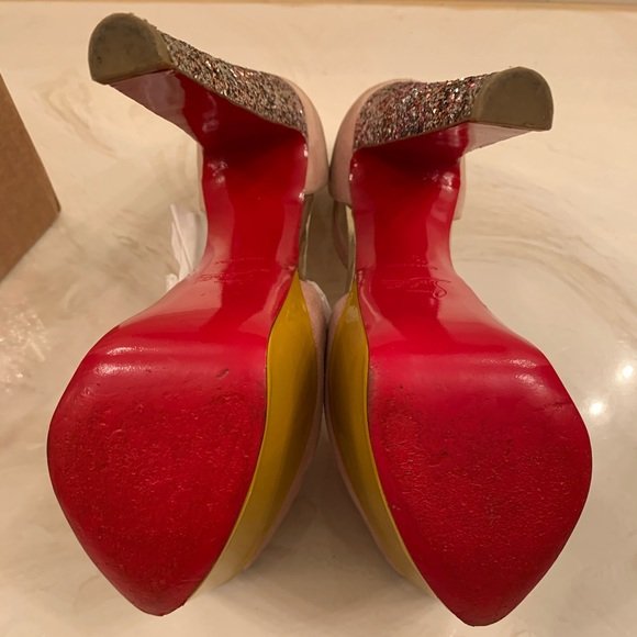 CHRISTIAN LOUBOUTIN Nenecherit - Image 5