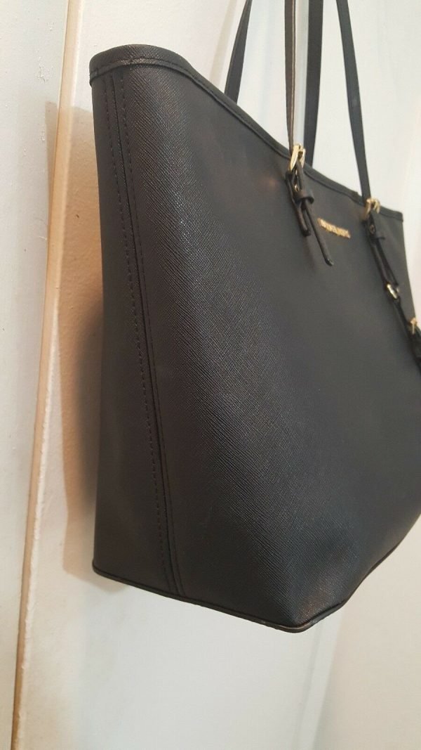 Michael kors Saffiano Leather Bag - Image 6