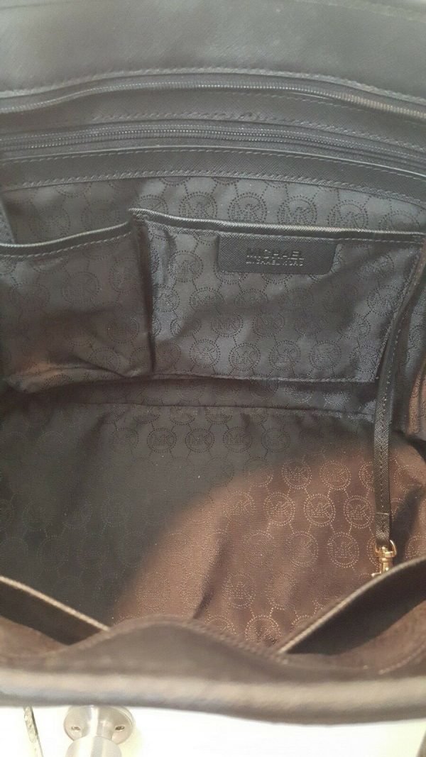 Michael kors Saffiano Leather Bag - Image 5